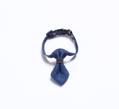 Cattitude‘s denim tie/collar